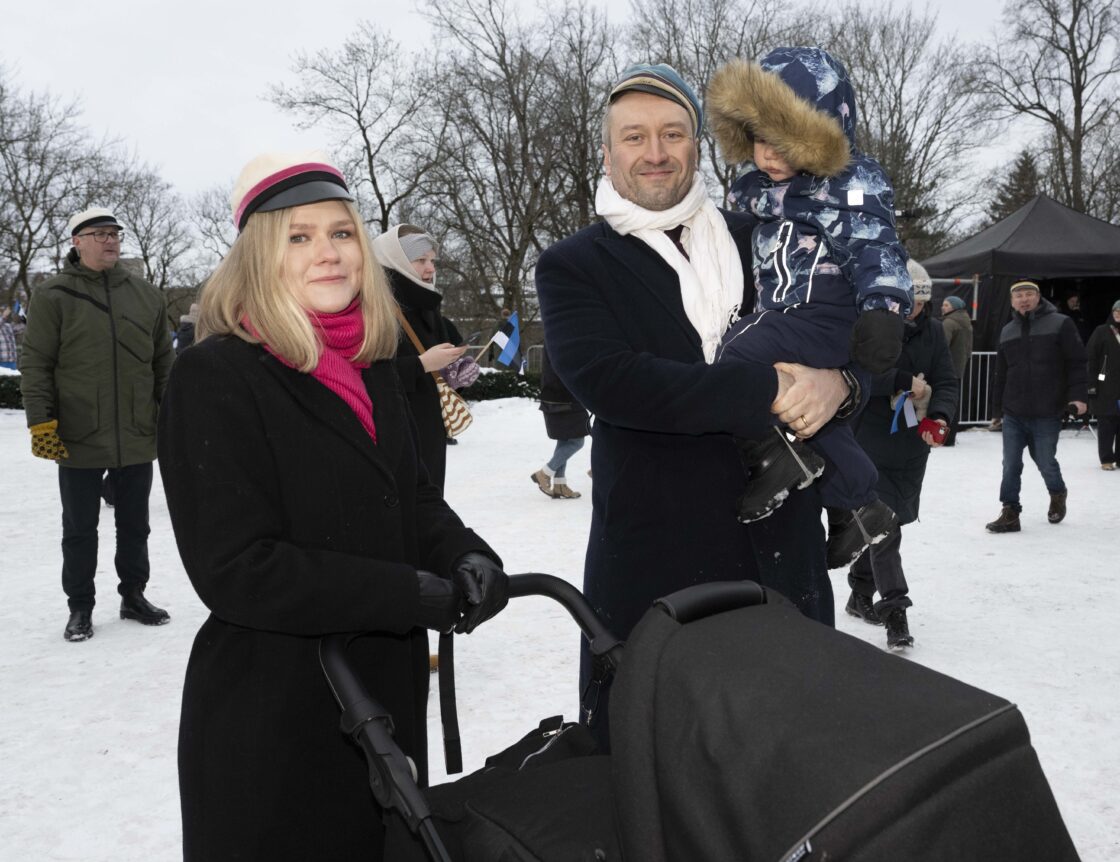 Eesti Vabariigi 108. aastapäeva tähistamine ja pidulik lipuheiskamistseremoonia Toompeal.