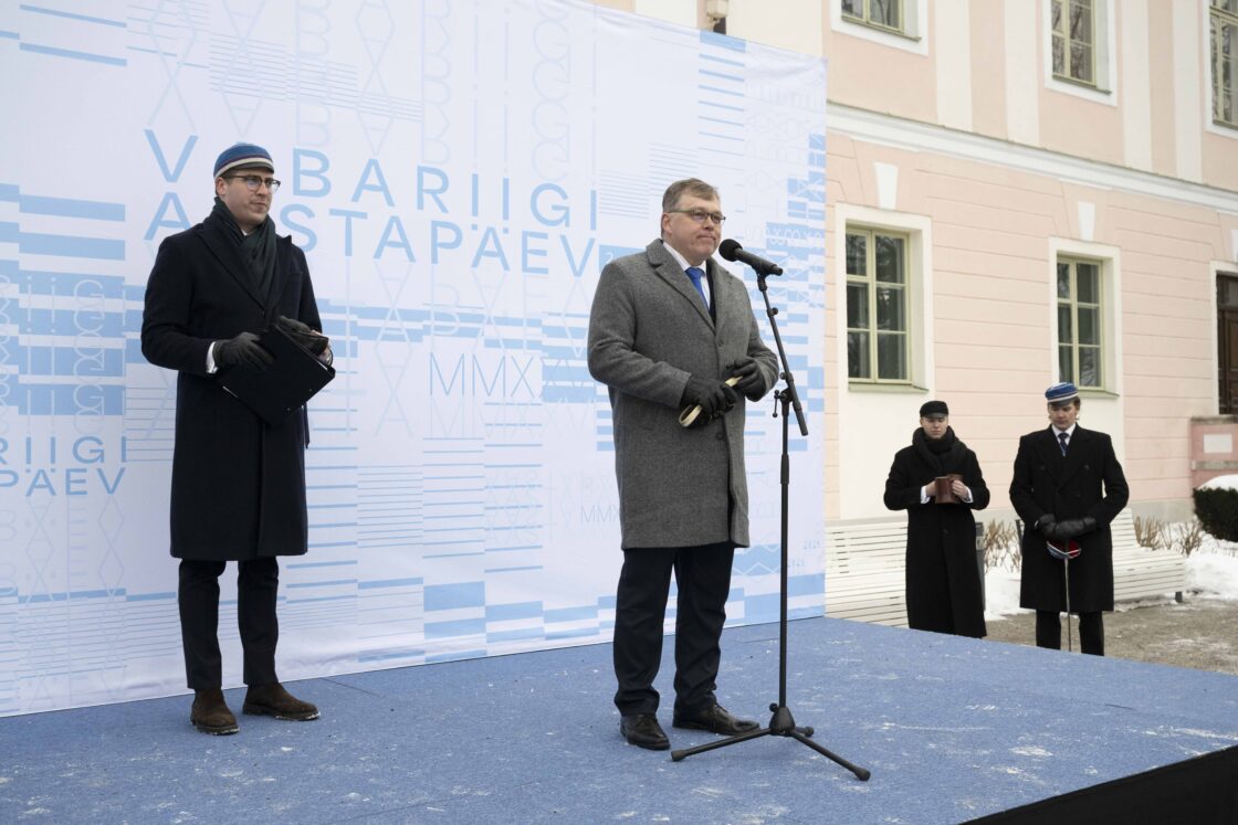 Eesti Vabariigi 108. aastapäeva tähistamine ja pidulik lipuheiskamistseremoonia Toompeal.