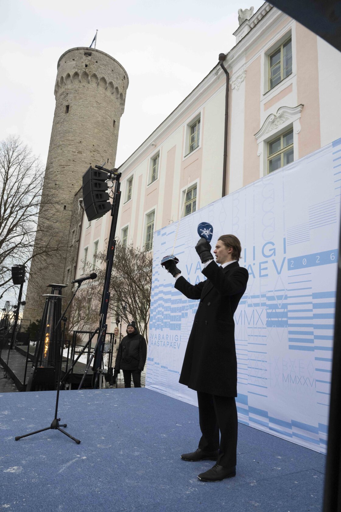 Eesti Vabariigi 108. aastapäeva tähistamine ja pidulik lipuheiskamistseremoonia Toompeal.
