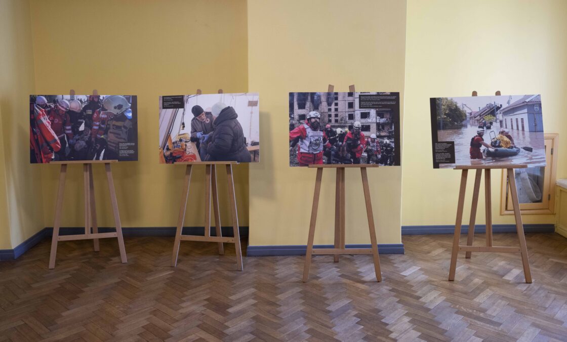 Fotonäitus Ukraina Punase Risti tööst