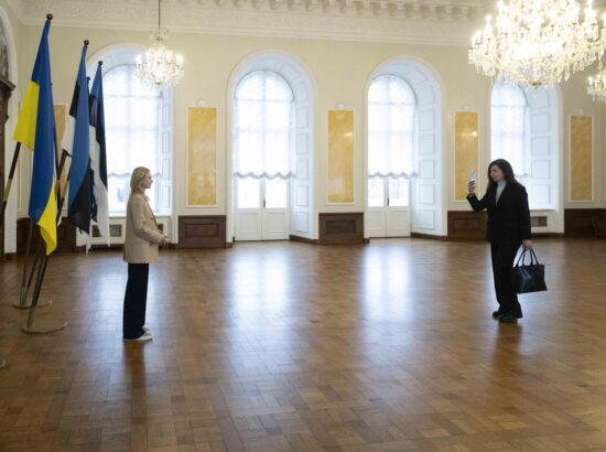 Riigikogu esimees Lauri Hussar kohtus Ukraina parlamendi aseesimehe Olena Kondratjukiga.