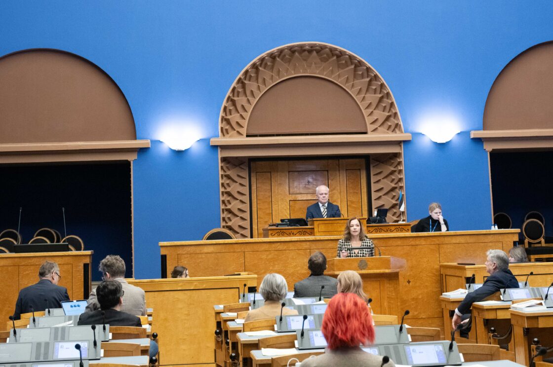 Eesti inimarengu aruande arutelu Riigikogu täiskogus