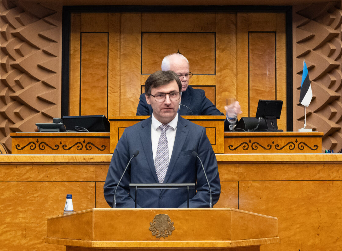 Umbusaldusavaldus haridus- ja teadusminister Kristina Kallasele