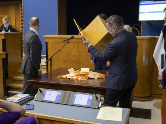 Riigikogu juhatuse valimised.