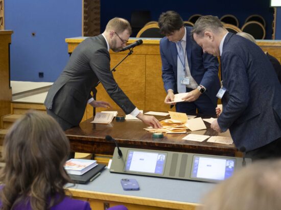 Riigikogu juhatuse valimised.