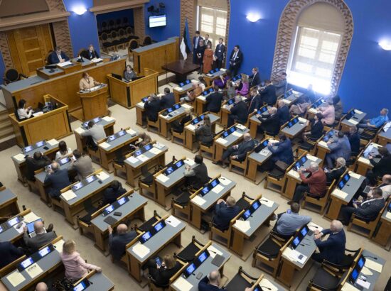 Riigikogu juhatuse valimised. Aseesimehe kandidaadi tõstatamine.