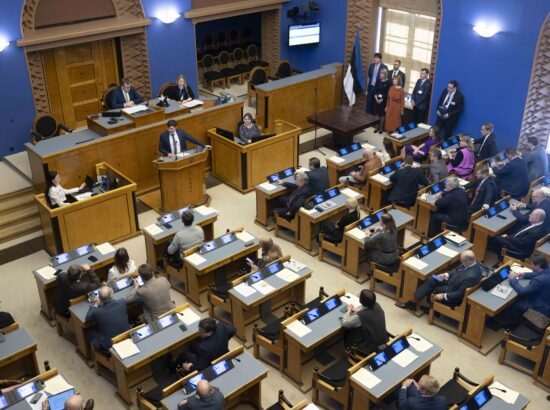 Riigikogu juhatuse valimised. Aseesimehe kandidaadi tõstatamine.