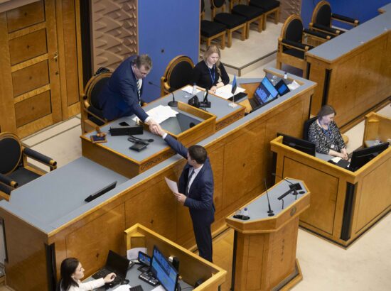 Riigikogu juhatuse valimised. Aseesimehe kandidaadi tõstatamine.