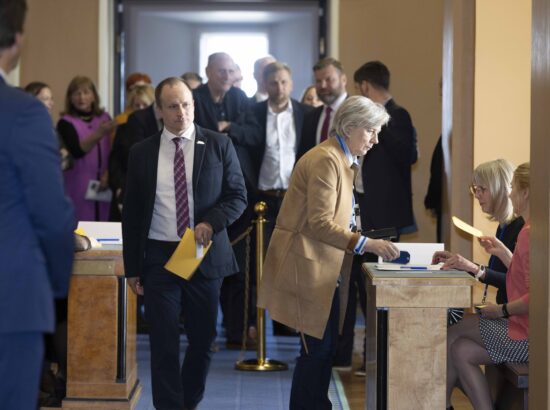 Riigikogu juhatuse valimised.