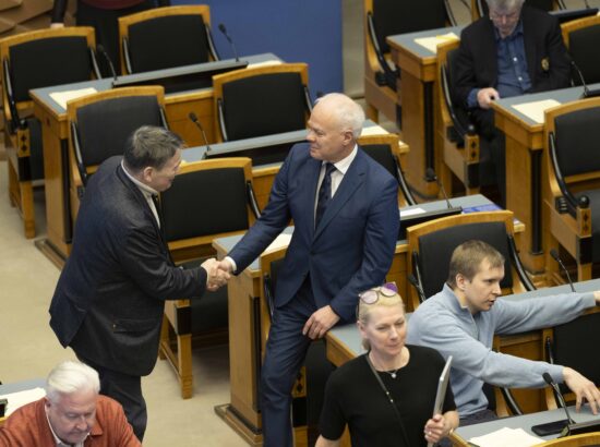 Riigikogu juhatuse valimised. Riigikogu esimeseks aseesimeheks valiti Toomas Kivimägi.