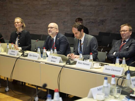 NATO Parlamentaarse Assamblee julgeolekuga seotud alamkomiteede liikmete visiit