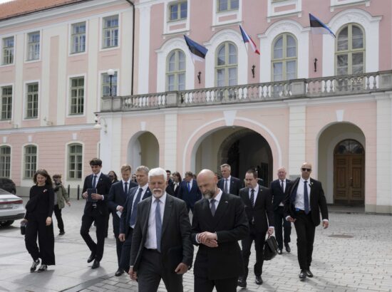 Riigikogu esimees Lauri Hussar kohtus Tšehhi presidendi Petr Paveliga.