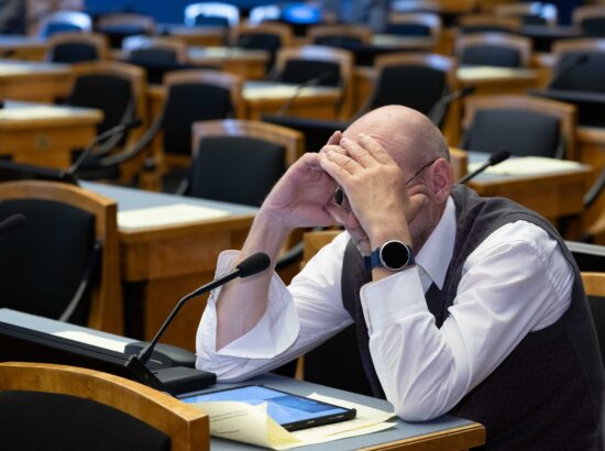 Umbusaldusavaldus rahandusminister Jürgen Ligile