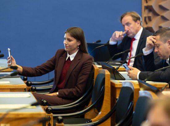 Umbusaldusavaldus rahandusminister Jürgen Ligile