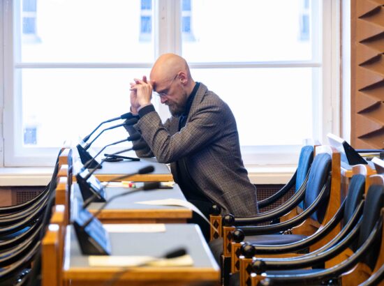 Umbusaldusavaldus rahandusminister Jürgen Ligile
