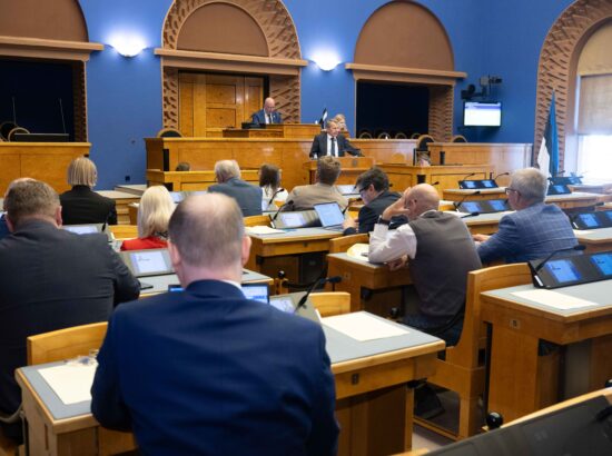 Umbusaldusavaldus rahandusminister Jürgen Ligile
