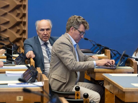 Umbusaldusavaldus rahandusminister Jürgen Ligile