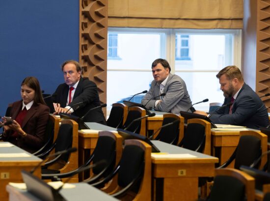 Umbusaldusavaldus rahandusminister Jürgen Ligile