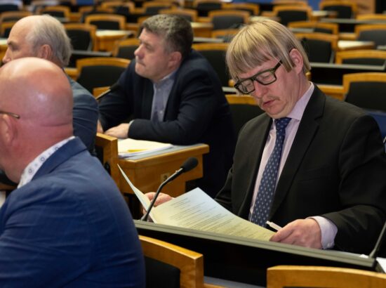Umbusaldusavaldus rahandusminister Jürgen Ligile