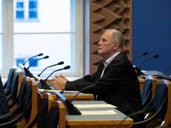 Umbusaldusavaldus rahandusminister Jürgen Ligile