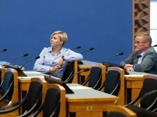 Umbusaldusavaldus rahandusminister Jürgen Ligile