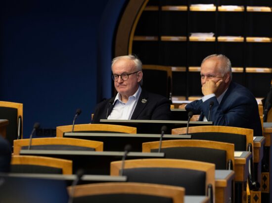 Umbusaldusavaldus rahandusminister Jürgen Ligile