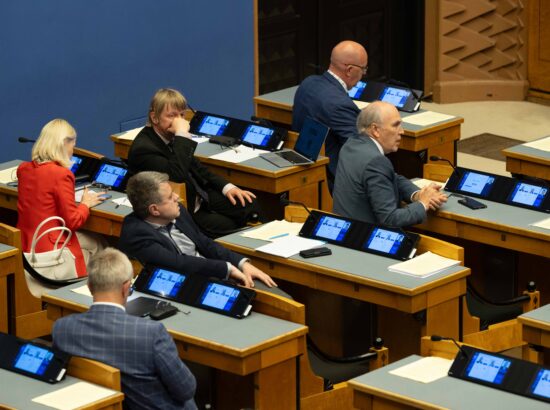 Umbusaldusavaldus rahandusminister Jürgen Ligile