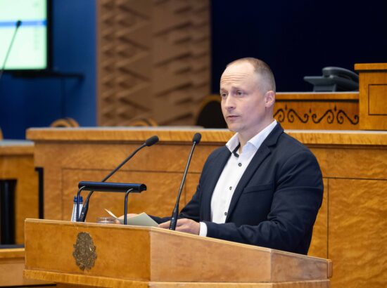 Olulise tähtsusega riikliku küsimuse „Laste kehalise aktiivsuse tõstmine vaimse ja füüsilise tervise parandamiseks“ arutelu
