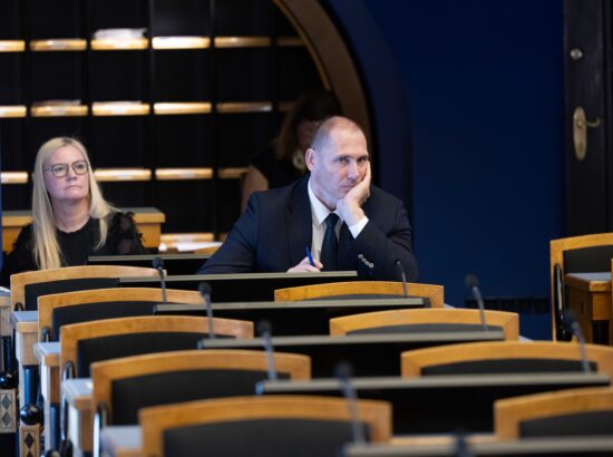 Olulise tähtsusega riikliku küsimuse „Laste kehalise aktiivsuse tõstmine vaimse ja füüsilise tervise parandamiseks“ arutelu