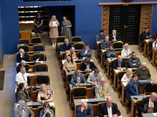 Täiskogu istung 10. juunil