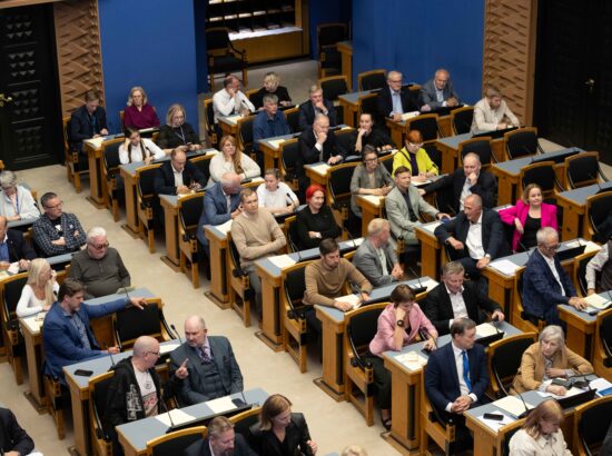 Täiskogu istung 10. juunil