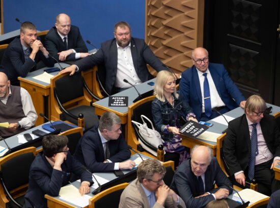 Täiskogu istung 10. juunil