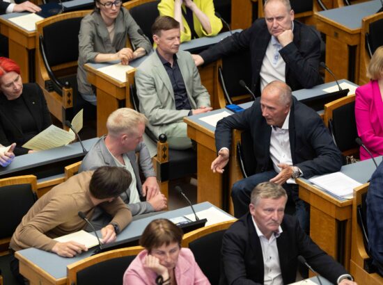 Täiskogu istung 10. juunil