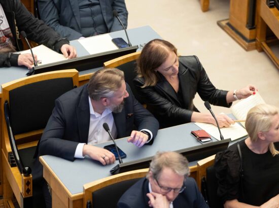 Täiskogu istung 10. juunil