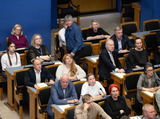 Täiskogu istung 10. juunil