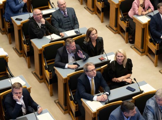 Täiskogu istung 10. juunil