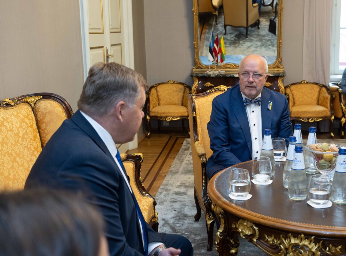 Riigikogu esimees Lauri Hussar kohtus Eesti iseseisvumise taastamise 35. aastapäeval Läti Seimi spiikri Daiga Mieriņa ja Leedu Seimi spiikri Juozas Olekasega.