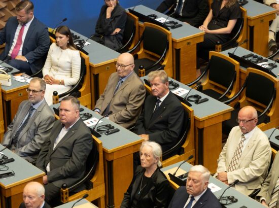 XV Riigikogu ja 20. Augusti Klubi pidulik ühisistung