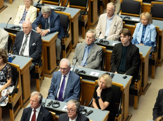 XV Riigikogu ja 20. Augusti Klubi pidulik ühisistung
