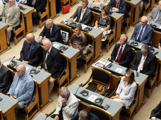 XV Riigikogu ja 20. Augusti Klubi pidulik ühisistung