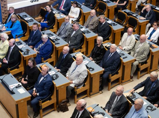 XV Riigikogu ja 20. Augusti Klubi pidulik ühisistung