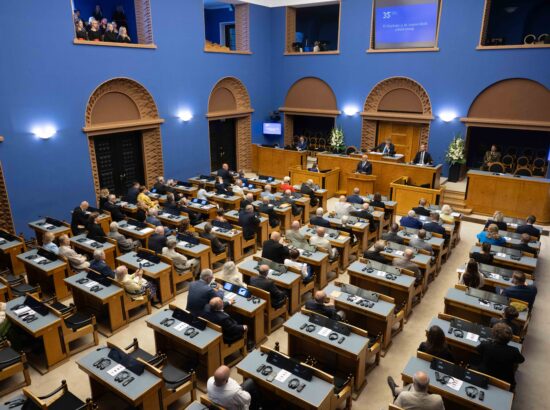 XV Riigikogu ja 20. Augusti Klubi pidulik ühisistung