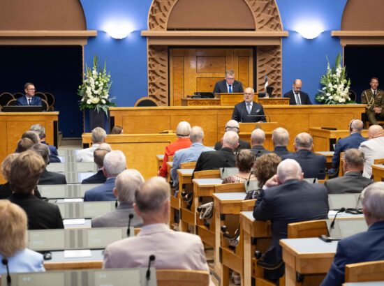 XV Riigikogu ja 20. Augusti Klubi pidulik ühisistung