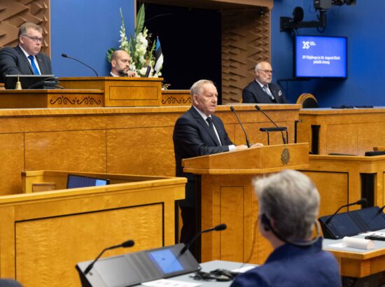 XV Riigikogu ja 20. Augusti Klubi pidulik ühisistung