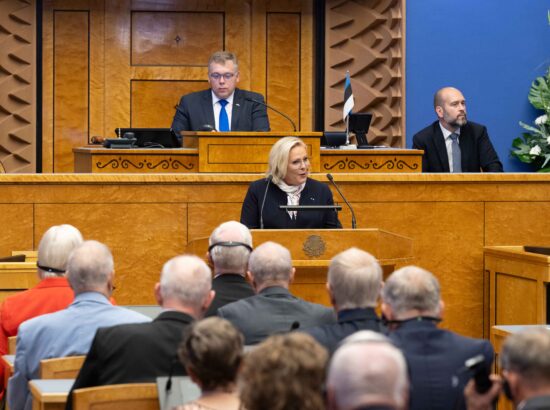 XV Riigikogu ja 20. Augusti Klubi pidulik ühisistung