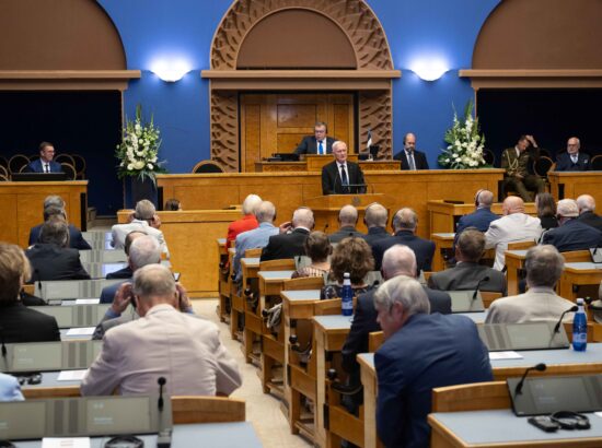 XV Riigikogu ja 20. Augusti Klubi pidulik ühisistung