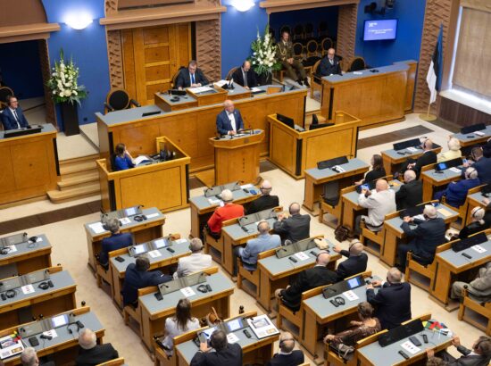 XV Riigikogu ja 20. Augusti Klubi pidulik ühisistung