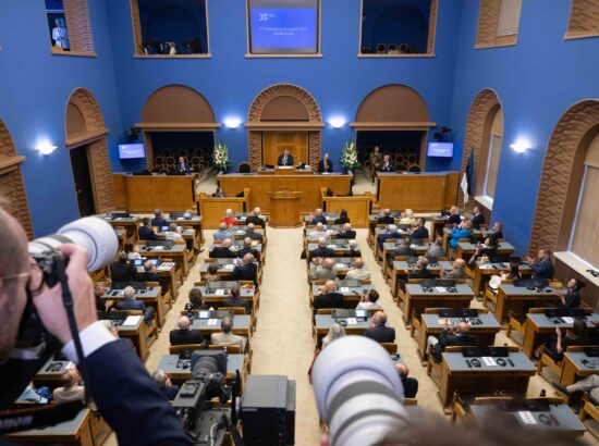 XV Riigikogu ja 20. Augusti Klubi pidulik ühisistung