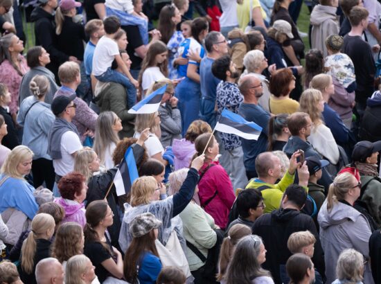 Pidupäevakontsert „Mineviku hääl. Tuleviku kõla“ Kuberneri aias